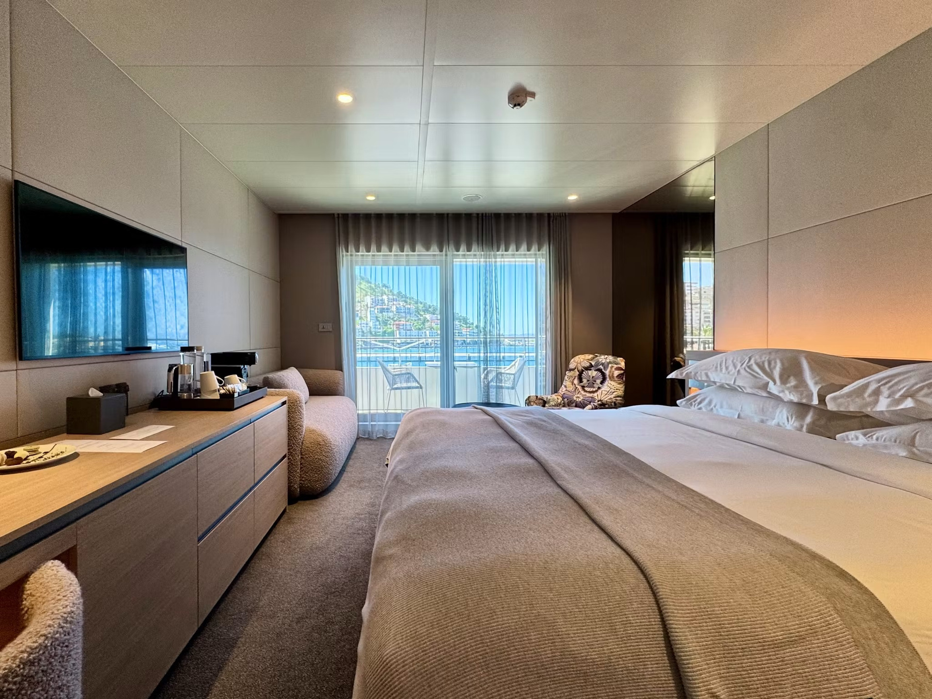 emerald-kaia-suite 